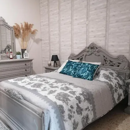 Casa Rosa Abruzzo Bed & Breakfast 3*